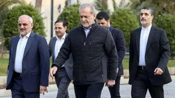 راز شکاف دولت پزشکیان؛ چه کسی مسئول گردن گرفتن سقاب اصفهانی است؟