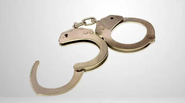 دستگیری سارقان موبایل به موبایل و اعتراف به ۲۸ فقره سرقت در آبادان 