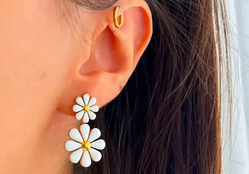 گوشواره طرح گل شیک