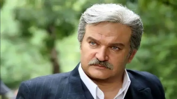 آواز باشکوه مهدی سلطانی تو تلویزیون/ در این دنیا تک و تنها شدم من خوند تماشاچیا گریونن