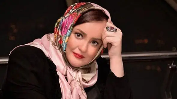 اولین عکس لو رفته  چهره واقعی و پیر نعیمه نظام دوست ! /  خانم بازیگر چه زود تکیده شد !