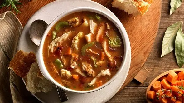 سوپ قارچ و سینه مرغ