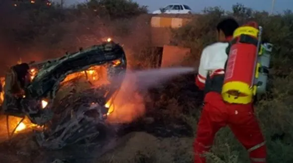 خودروی سمند در آتش سهل انگاری راننده سوخت/ واژگونی 6 مصدوم در بندرگز  داشت