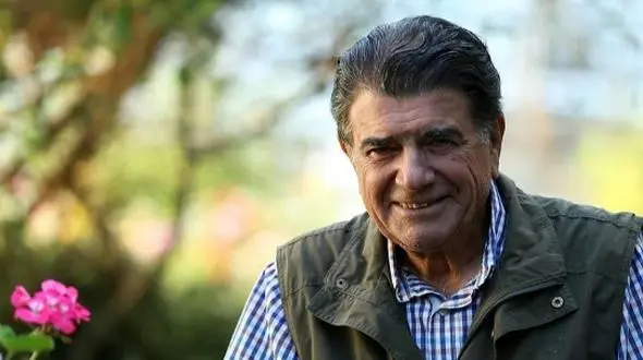 عکس عاشقانه محمدرضا شجریان و همسر اولش فرخنده گل‌افشان در اوایل ازدواج / روحشان شاد