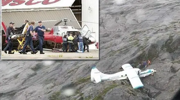 وحشت مسافران در فرود اضطراری هواپیما / 11 خارجی زخمی شدند + تصاویر