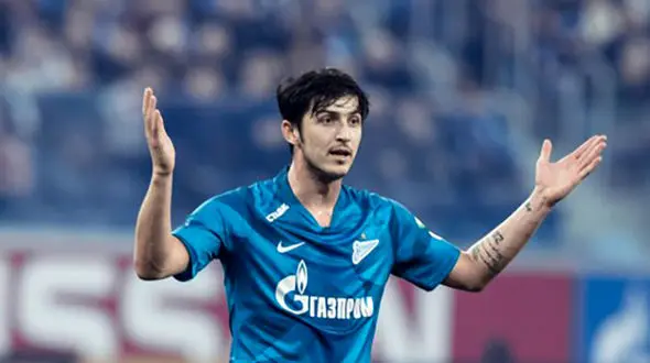 سردار آزمون رودرروی مهران مدیری 