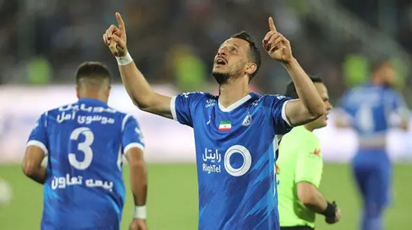 3 امتیاز آرمانی با پرواز رمضانی/ استقلال 1 – 0 آلومینیوم + فیلم گل آرمان رمضانی