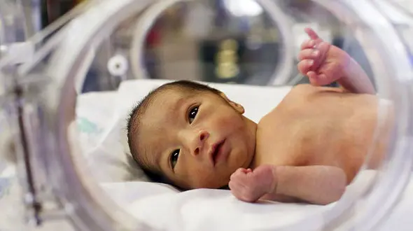 چرا نوزادان زردی می گیرند؟