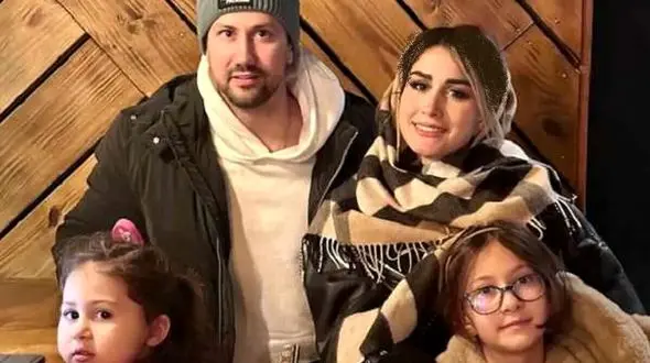 عکس مادر زیبا و فوق جوان شاهرخ استخری /  شباهت بی نظیر دختر آقای بازیگر به مادرش !