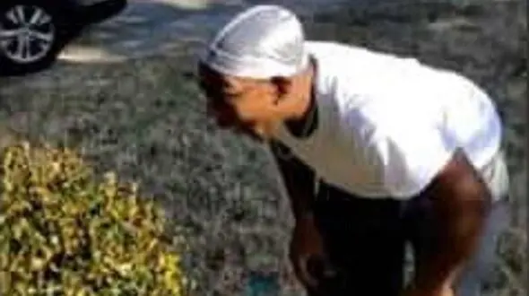 خوشحالی جالب مردی که دنیا را تا به حال سیاه و سفید می دید !+ فیلم