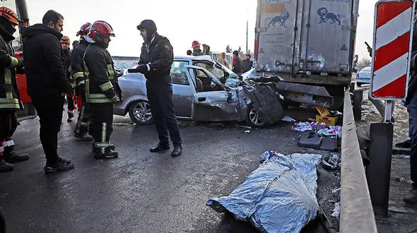 تصادف در بزرگراه پیامبر اعظم(ص) مشهد یک کشته و ۳ مجروح بر جای گذاشت