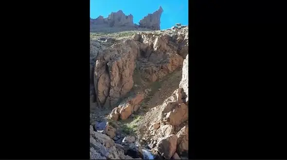 پیشنهاد عالی برای تعطیلات نوروز / مسیر کلاردشت به سمت چکاد زیبای علم کوه + فیلم