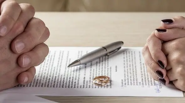 طلاق بعد از سقط جنین