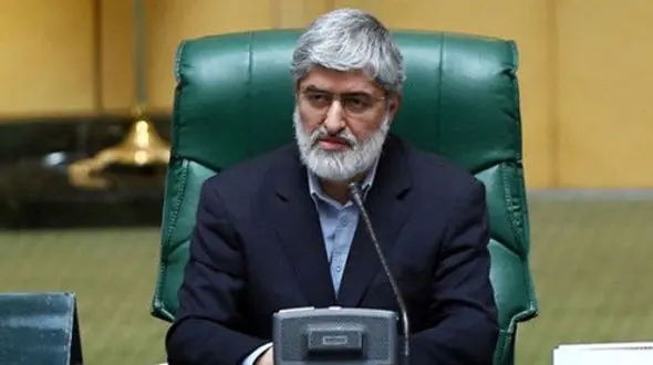 شهردار نباید هوس رییس جمهور شدن کند/ شهردار نباید نگاه سیاسی داشته باشد