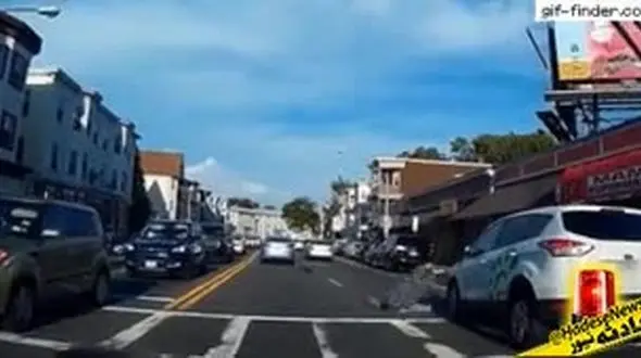 ببینید/  تصادف وحشتناک با مرد عجول در وسط خیابان + فیلم