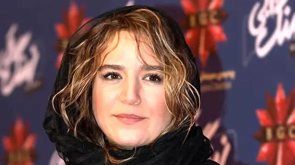 حادثه دلخراش برای ستاره پسیانی / خانم بازیگر ویلچرنشین شد + عکس