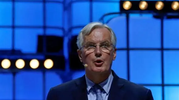 ماکرون با استعفای نخست وزیر فرانسه موافقت کرد