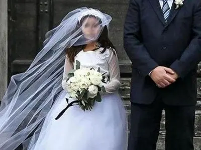 تلخ ترین شب زفاف  برای عروس کوچولو !/  بعد از آن شب می ترسیدم مثل کابوس بود ... + نظر کارشناس