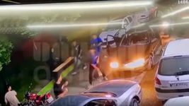 فیلم مبارزه واقعی قهرمان بوکس ایران با 6 شرور قمه کش در بوکان