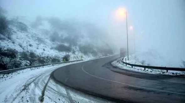 جاده چالوس سفید پوش شد + فیلم