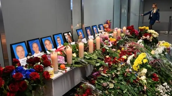 عکس و ناگفته های همسر خلبان هواپیمای اوکراینی / به او گفتم به ایران پرواز نکن ولی گوش نکرد !