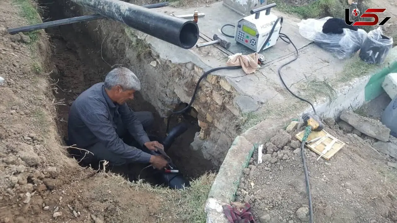 بیست کیلومتر لوله گذاری آب خام  برای فضای سبز شهر گلپایگان + فیلم