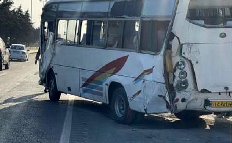 تصادف اتوبوس و مینی بوس در جاده آمل به بابل