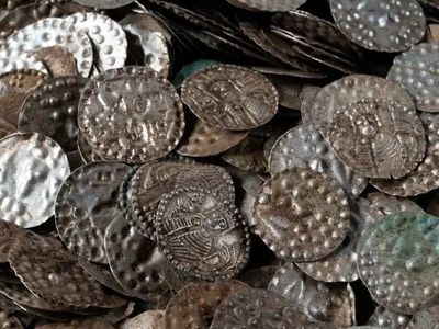 داستان ماهیگیری که در تورش 6 کیلو گنج پیدا کرد