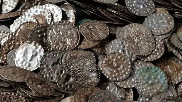 داستان ماهیگیری که در تورش 6 کیلو گنج پیدا کرد