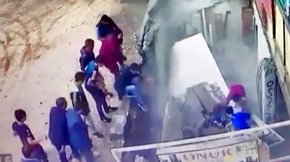 زمین ترکیه 2 زن جوان را بلعید + عکس 