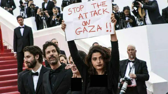 عجیب ترین عکس از شجاعت خانم بازیگر 