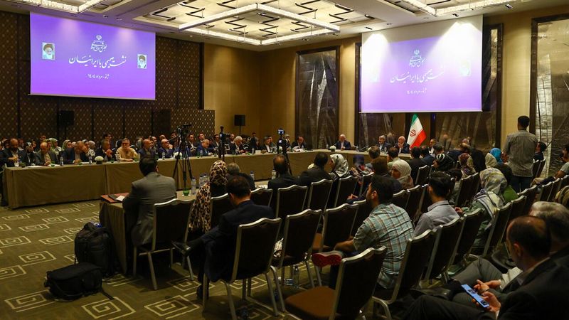 دیدار صمیمی جمعی از ایرانیان خارج از کشور با دکتر قالیباف در ژنو