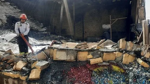 آتش سوزی کارگاه سبدسازی در کرمانشاه + فیلم