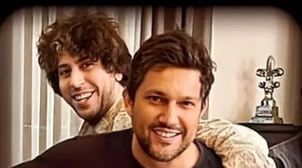 غوغای آواز باشکوه و بی نظیر حامد بهداد / ساغرم شکست ای ساقی! / حنجره طلایی که میگن فقط همین!