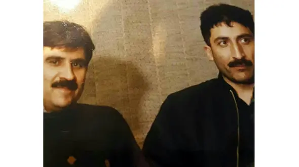 دلنوشته های پر از دلتنگی روزنامه نگار پیشکسوت، استاد محمد آقازاده برای سفر ابدی برادر و همراه همیشگی‌اش