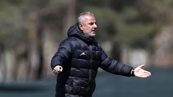 جدایی دردسرساز کارتال از پرسپولیس! / بوی شکایت 3 میلیون دلاری می آید!