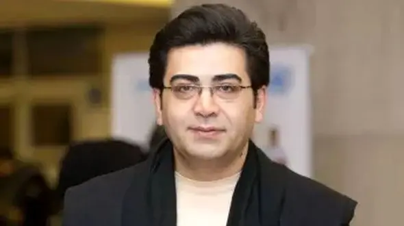 برادران خوشتیپ و قدبلند  فرزاد حسنی ! / شباهت عجیب را ببینید + عکس