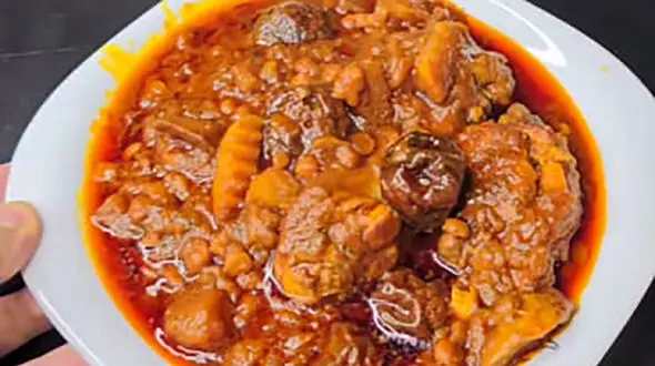 طرز تهیه خورشت مرغ خوزستانی + فیلم