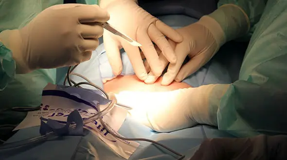  مریم ناگهان در مشهد معروف شد / همه اشک ریختند