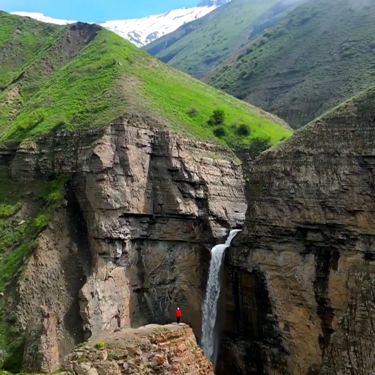 از زیبایی آبشار مازندران تا بارش باران در سیستان وبلوچستان