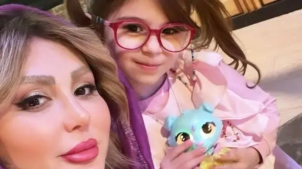 نگاهی به سبک دکوراسیون اتاق شیک و مجلل دختر نیوشا ضیغمی/ چقدرم ناز و ماهه!