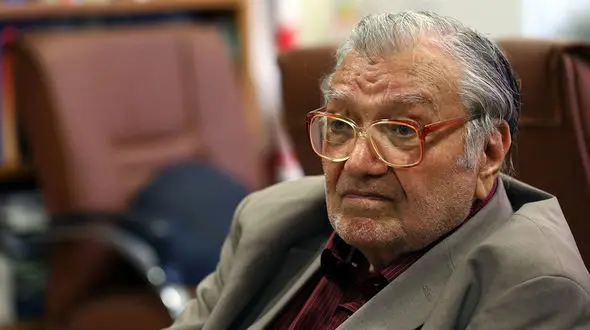 حجاب را با زور نمی توان تزریق کرد / متأسفانه عرق ملی ما تضعیف شده است !