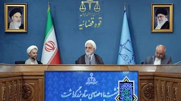 باید برخورد بازدارنده‌ای در قبال متعرضان به جان و مال مردم داشت/ عناصر اصلی که برای جامعه مضر هستند نباید مشمول ارفاق شوند