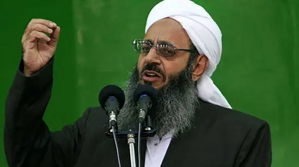 انتقادات تند روزنامه جمهوری اسلامی از مولوی عبد الحمید /رفتار های متناقضی درباره جنایات آمریکا و اسرائیل دارد