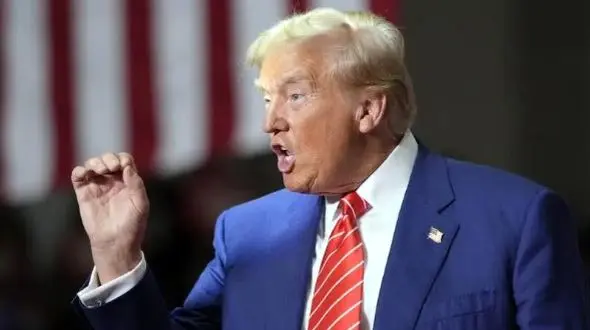 ترامپ: اوباما خائن است!