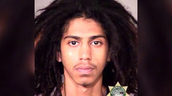 فراری دادن یک قاتل به دست مسئولان بلندپایه +عکس