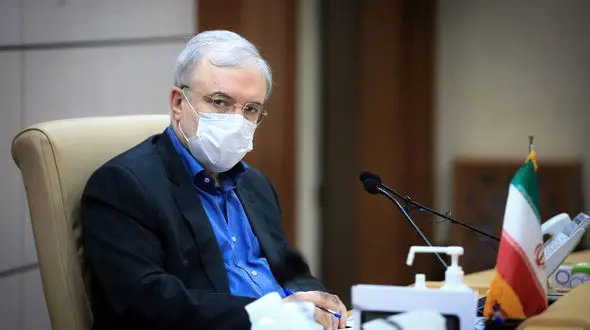 نمکی: وزارت بهداشت مسئول واردات واکسن کرونا نیست