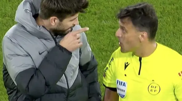 حمایت پیکه از مادرها / چه کسی به مادر داور توهین کرد ؟