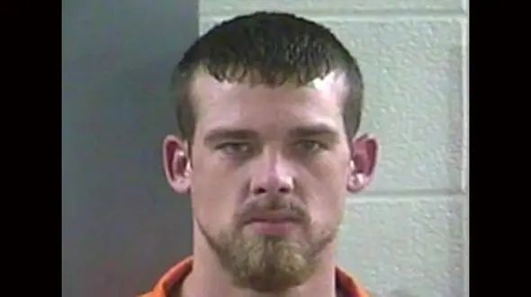 کالباس ژامبون بدن زنی را زخم و کبود کرد / او در بیمارستان بستری شد +عکس