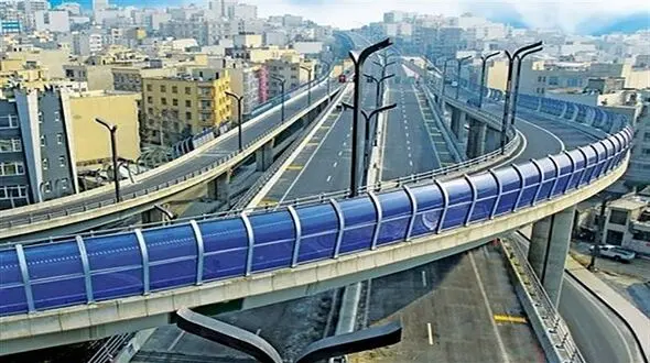 شیوه جدید دزدان برای زورگیری از رانندگان تهرانی در بزرگراه ها